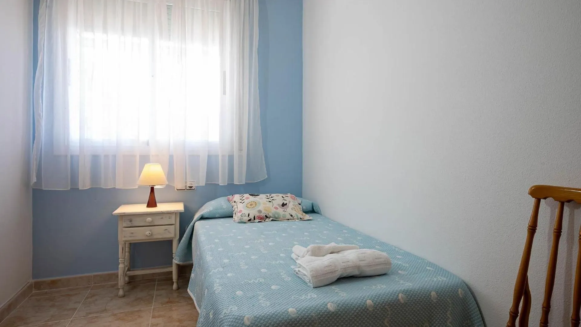 Апартаменты At006 Piscina Con Cesped, Airco, Pocos Min De La Playa Торредембарра