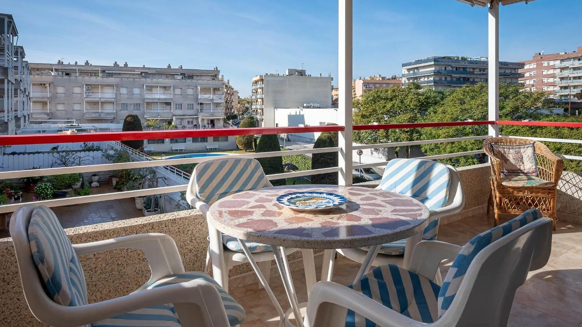 Апартаменты At006 Piscina Con Cesped, Airco, Pocos Min De La Playa Торредембарра Испания